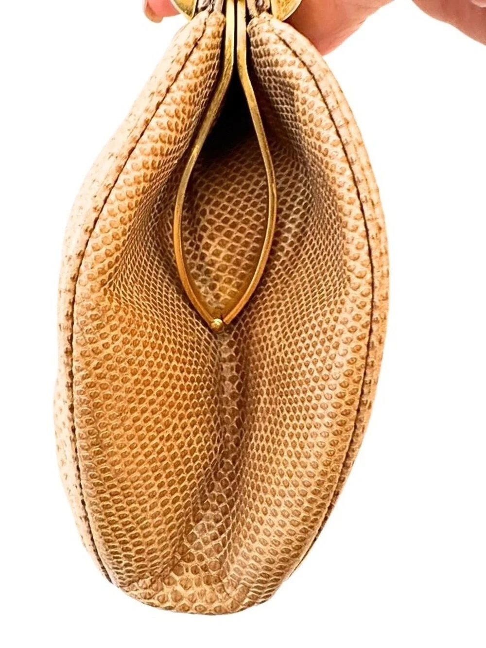 ✨ RARE ARCHIVAL PIECE ✨ Authentic Vintage 1980s Judith Leiber Lizard Skin Clutch
